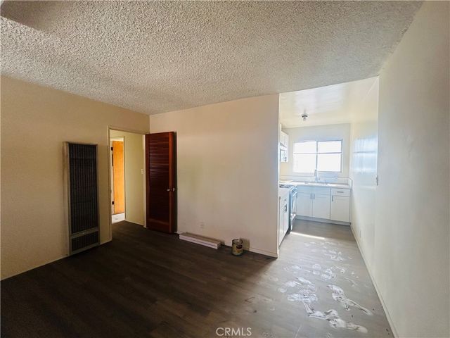 980 Yale, Los Angeles, CA 90012