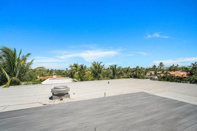 223 Atlantic Avenue D2, Palm Beach, FL 33480