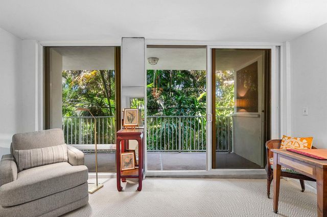 223 Atlantic Avenue D2, Palm Beach, FL 33480