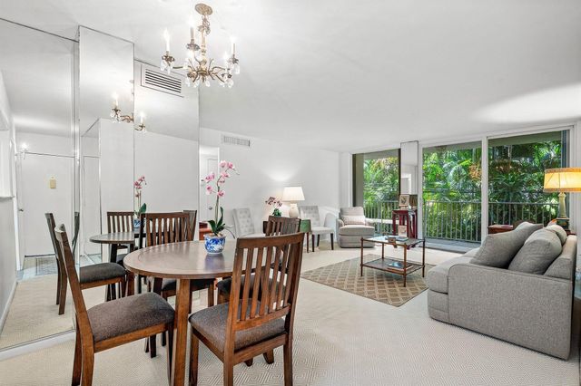 223 Atlantic Avenue D2, Palm Beach, FL 33480