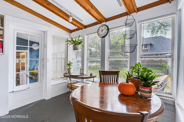 414 Roosevelt Avenue, Oakhurst, NJ 07755
