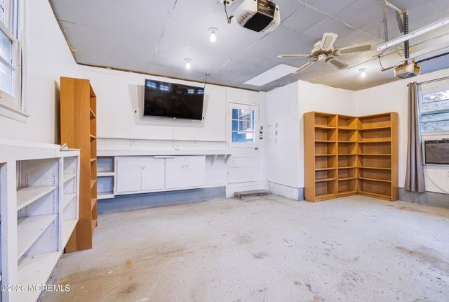 414 Roosevelt Avenue, Oakhurst, NJ 07755