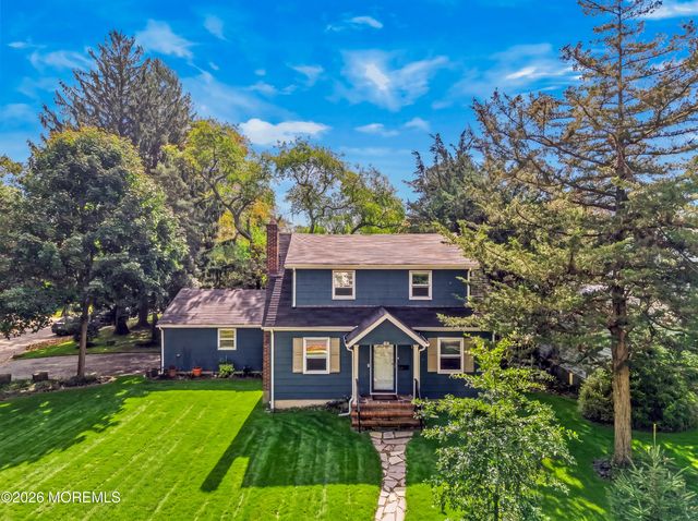 414 Roosevelt Avenue, Oakhurst, NJ 07755