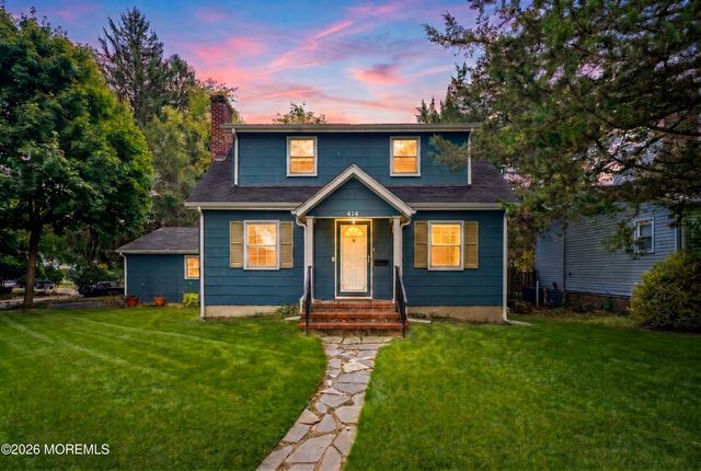 414 Roosevelt Avenue, Oakhurst, NJ 07755