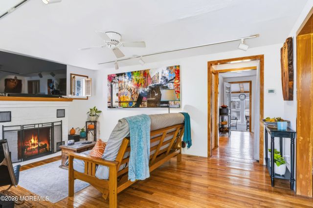 414 Roosevelt Avenue, Oakhurst, NJ 07755