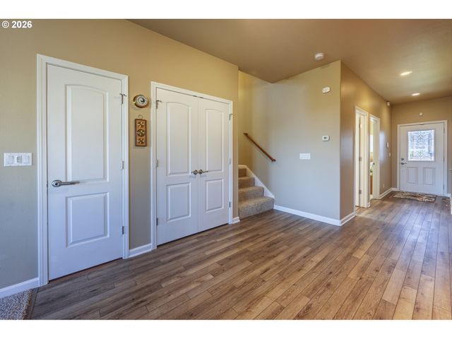 1587 Nw 39TH St, Lincoln City, OR 97367
