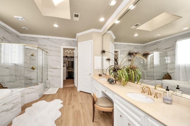 6302 Hermann Lake Drive, Houston, TX 77021