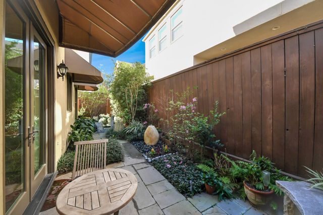 6302 Hermann Lake Drive, Houston, TX 77021