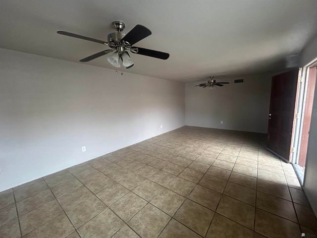 143 W 27 Pl, Yuma, AZ 85365