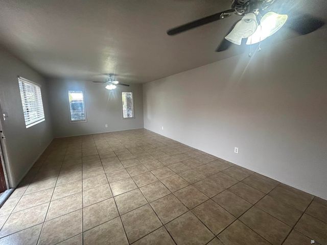 143 W 27 Pl, Yuma, AZ 85365