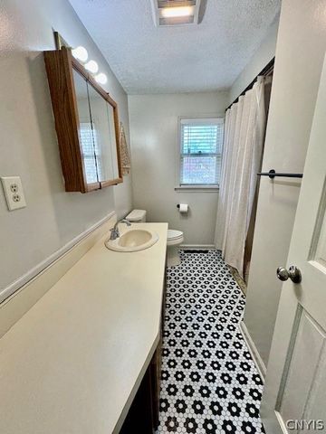 440 Lincoln Avenue, Oneida, NY 13421