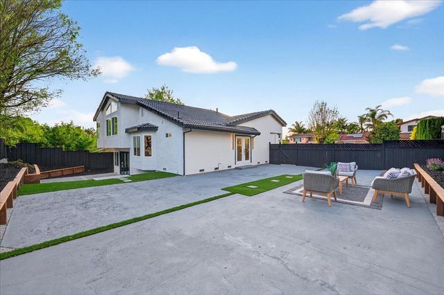 3512 Pleasant Crest Drive, San Jose, CA 95148