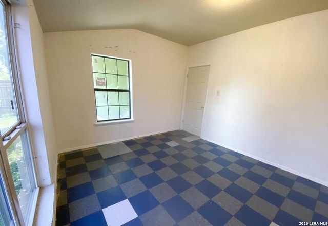 319 Vine, San Antonio, TX 78210