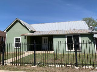 319 Vine, San Antonio, TX 78210