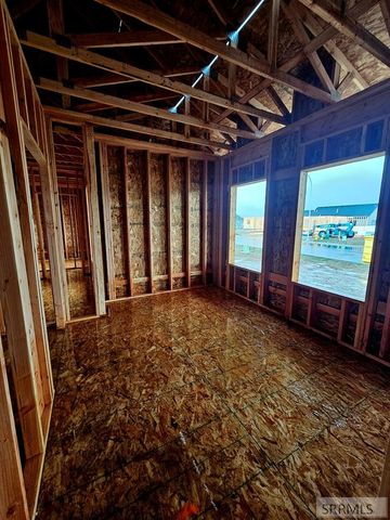 1639 Sandbar Street, Idaho Falls, ID 83404