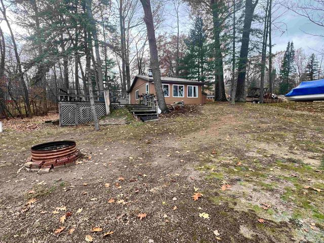 5006 Lake Point Drive, Harrison, MI 48625