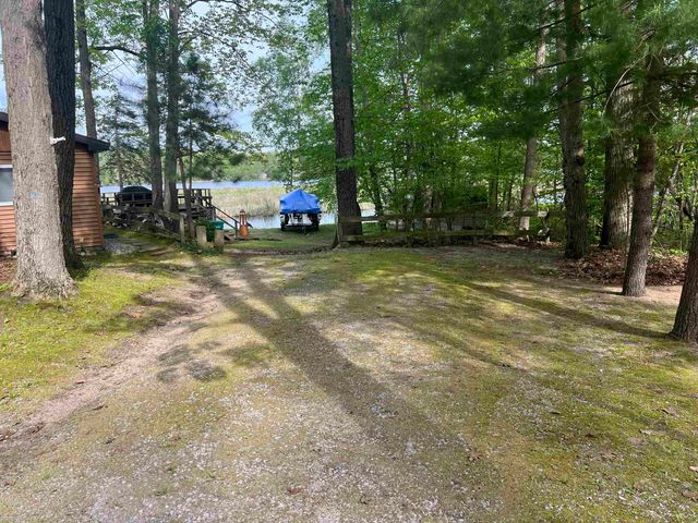 5006 Lake Point Drive, Harrison, MI 48625