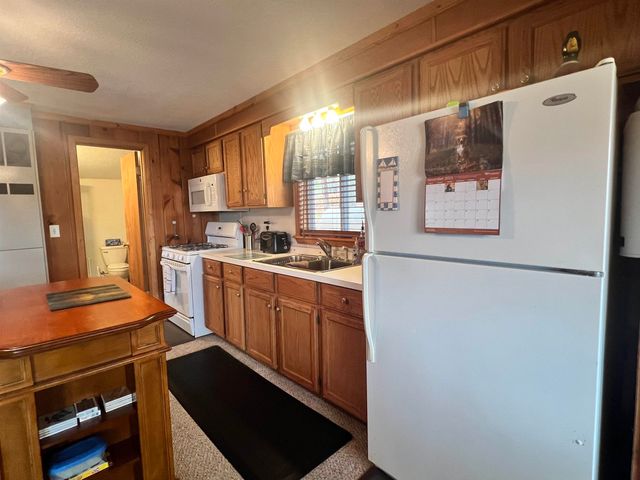 5006 Lake Point Drive, Harrison, MI 48625