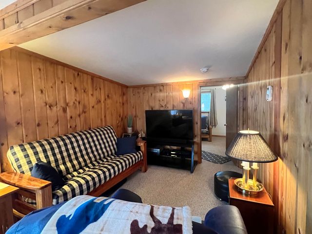 5006 Lake Point Drive, Harrison, MI 48625