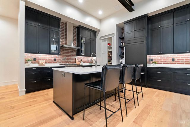 241 S Steel Farm Ave, Eagle, ID 83616