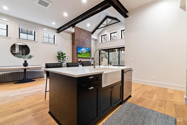 241 S Steel Farm Ave, Eagle, ID 83616