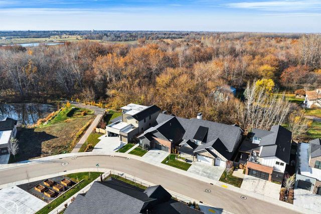 241 S Steel Farm Ave, Eagle, ID 83616