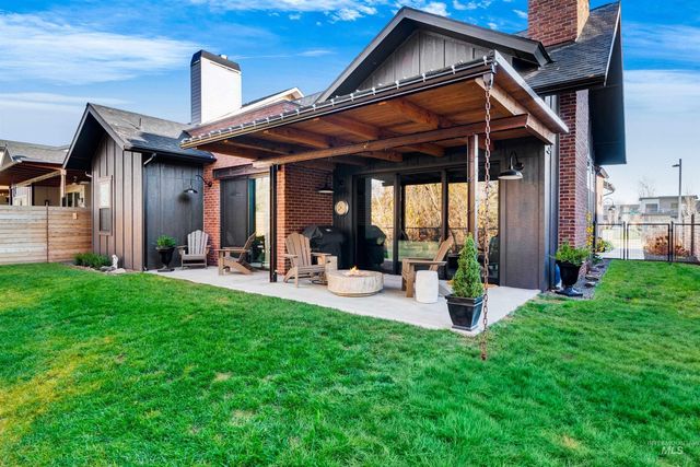 241 S Steel Farm Ave, Eagle, ID 83616