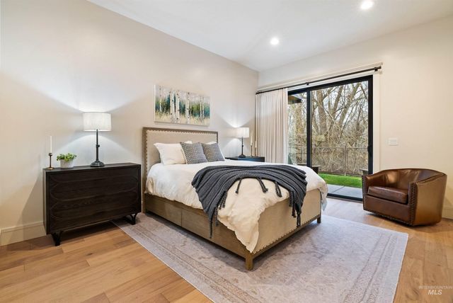 241 S Steel Farm Ave, Eagle, ID 83616