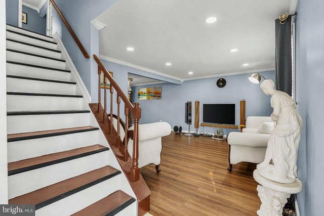 907 EDINBURG RD, Trenton, NJ 08690