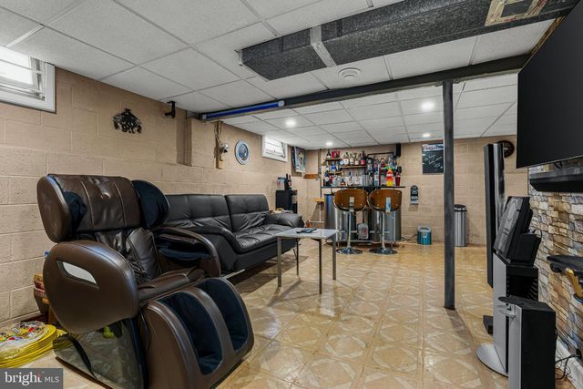 907 EDINBURG RD, Trenton, NJ 08690