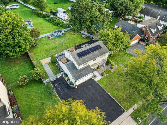 907 EDINBURG RD, Trenton, NJ 08690