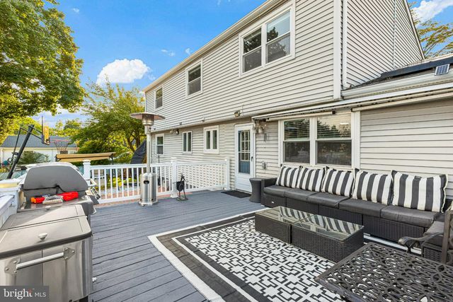 907 EDINBURG RD, Trenton, NJ 08690