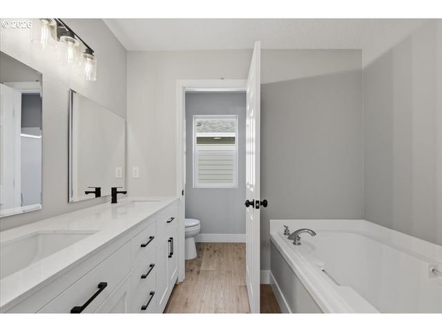 2312 Ne 80TH St, Vancouver, WA 98665