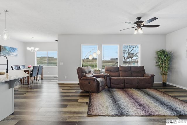 17706 Rampart Street, Omaha, NE 68136