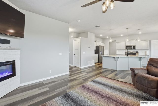 17706 Rampart Street, Omaha, NE 68136