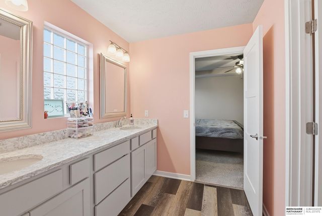 17706 Rampart Street, Omaha, NE 68136