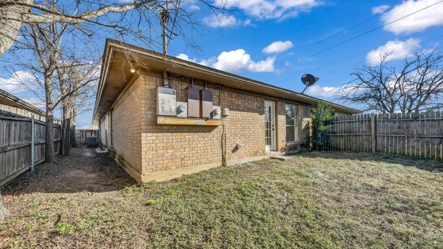 6436 Brookhaven Trail, Fort Worth, TX 76133