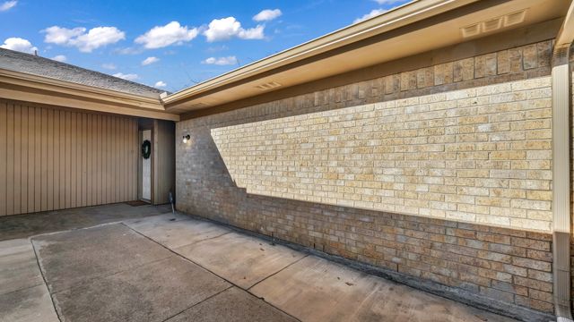 6436 Brookhaven Trail, Fort Worth, TX 76133
