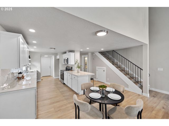 3240 Ne 29TH St, Gresham, OR 97030