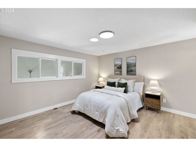 3240 Ne 29TH St, Gresham, OR 97030