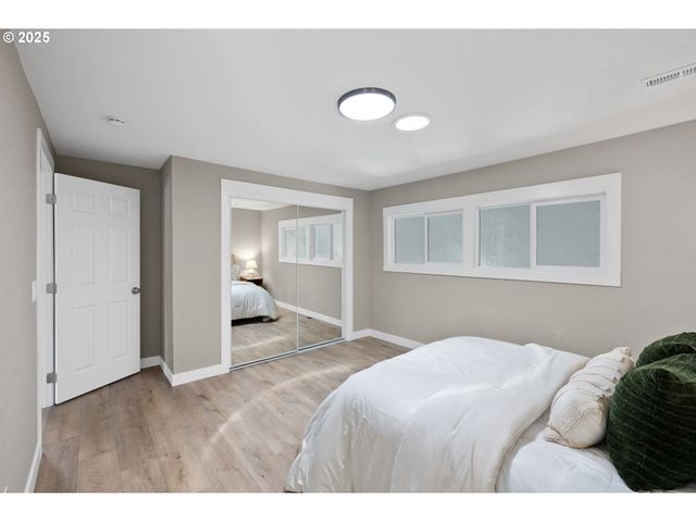 3240 Ne 29TH St, Gresham, OR 97030