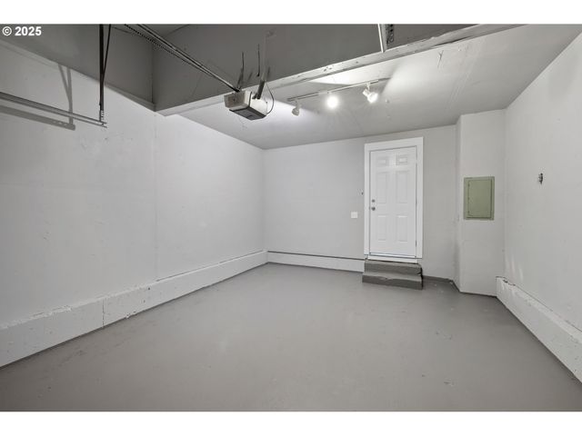 3240 Ne 29TH St, Gresham, OR 97030