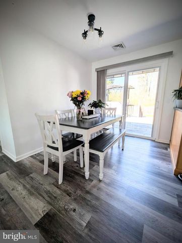 13 PIN OAK DR, Atco, NJ 08004