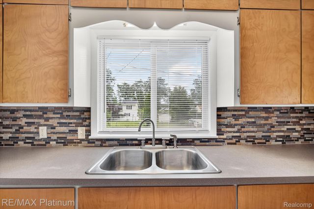 501 Kaiser Road, Unadilla Township, MI 48137