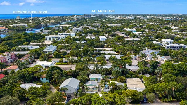 740 S LAKE Avenue, Delray Beach, FL 33483