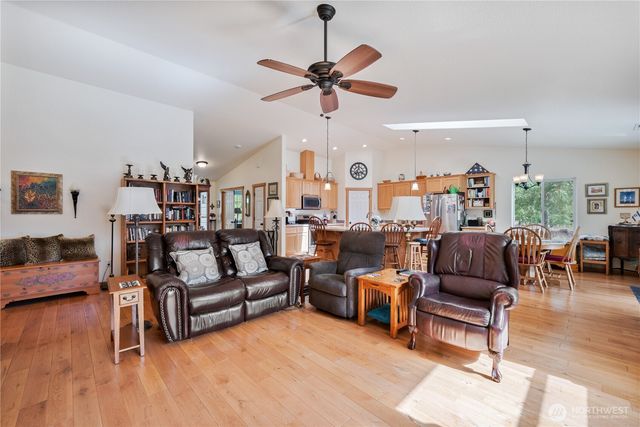 460 Cornell Rd., Toutle, WA 98649