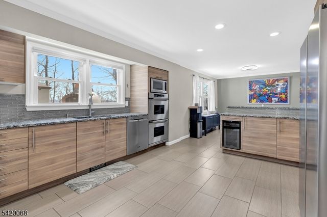 318 Daniel St, Rockaway Twp., NJ 07801