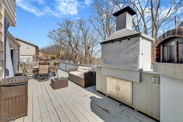 318 Daniel St, Rockaway Twp., NJ 07801