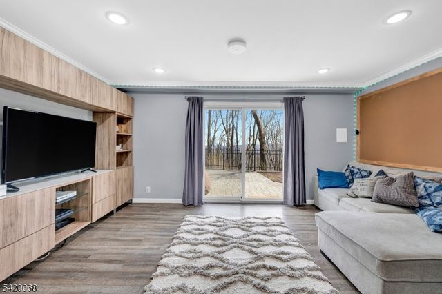 318 Daniel St, Rockaway Twp., NJ 07801