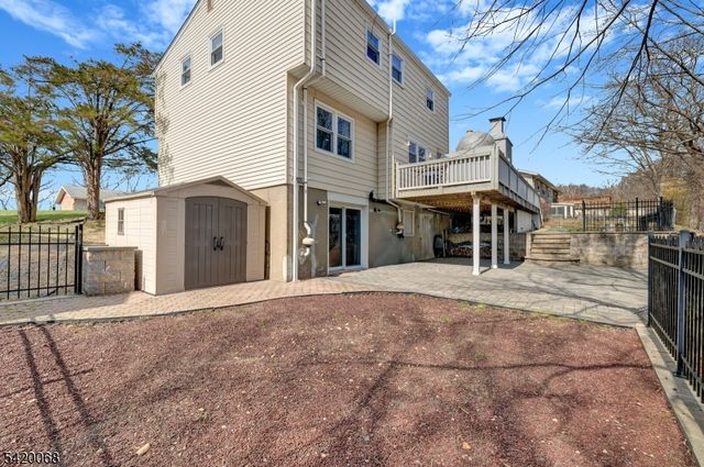 318 Daniel St, Rockaway Twp., NJ 07801